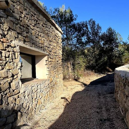 Au Cabanon Pourrieres Exterior foto